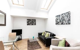Stunning Executive Relocation 2 Bed Apartment
