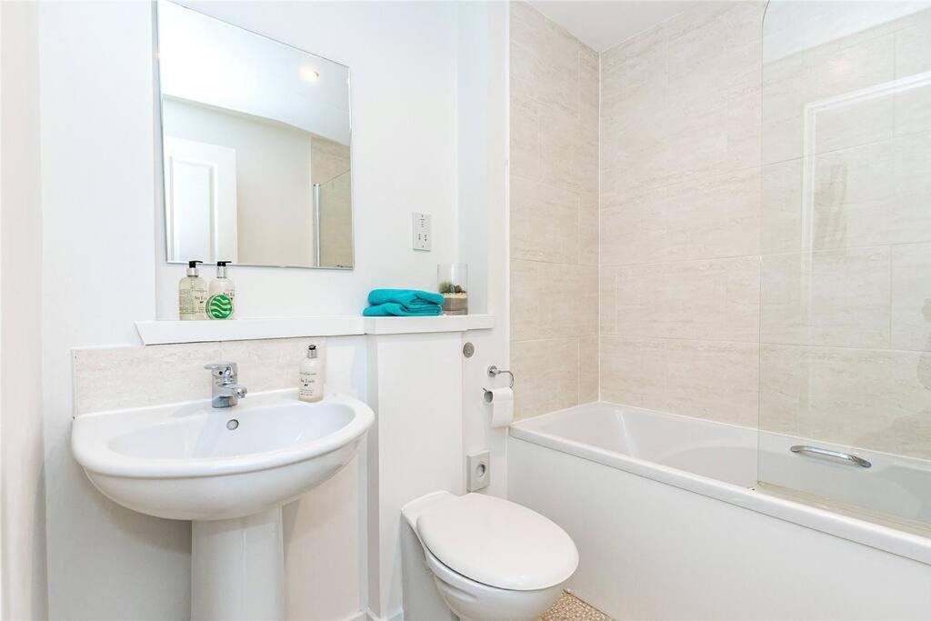 Stunning Executive Relocation 2 Bed Apartment Aberdeen Exterior photo