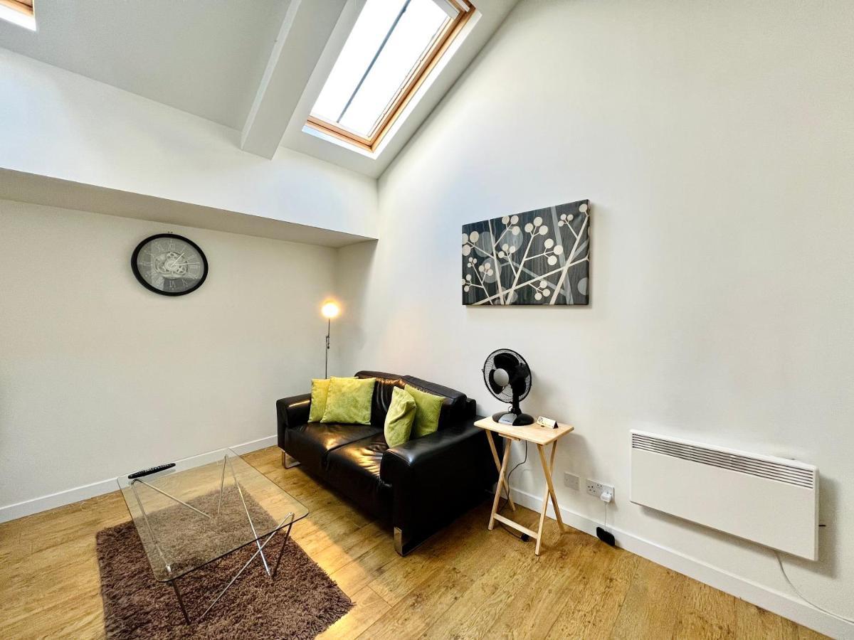 Stunning Executive Relocation 2 Bed Apartment Aberdeen Exterior photo